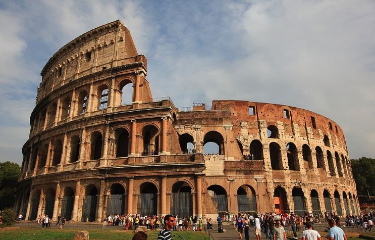 popular buildings in Rome, historical buildings in Rome, famous ancient Roman buildings