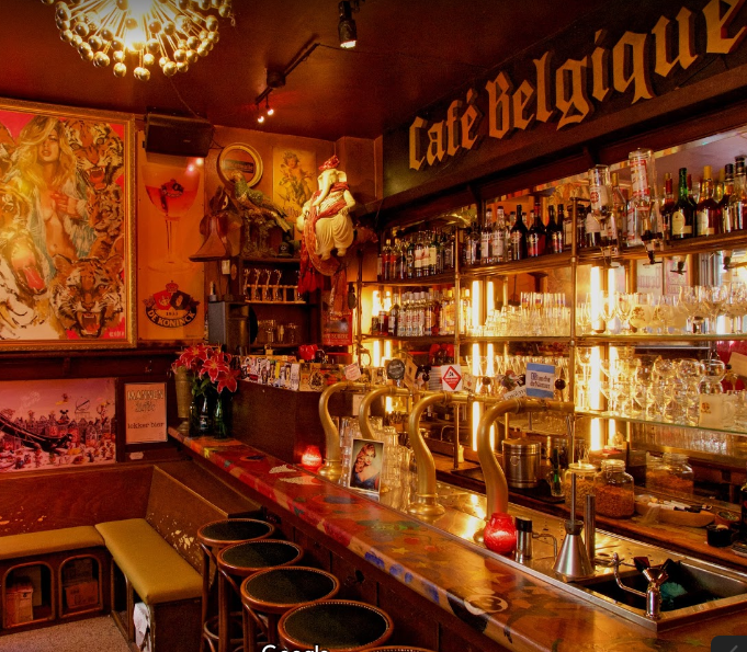 popular bars in Amsterdam, Famous Bars and Pubs in Amsterdam, good bar and pubs in Amsterdam