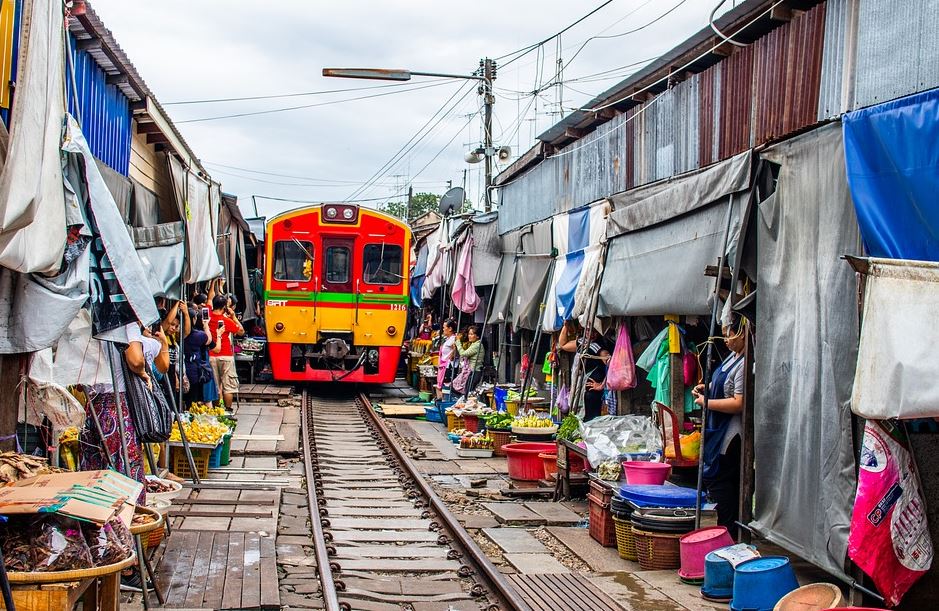 why Bangkok is famous for summer holidays, why go to Bangkok Thailand on summer vacations, reasons to go to Bangkok in the summer holidays