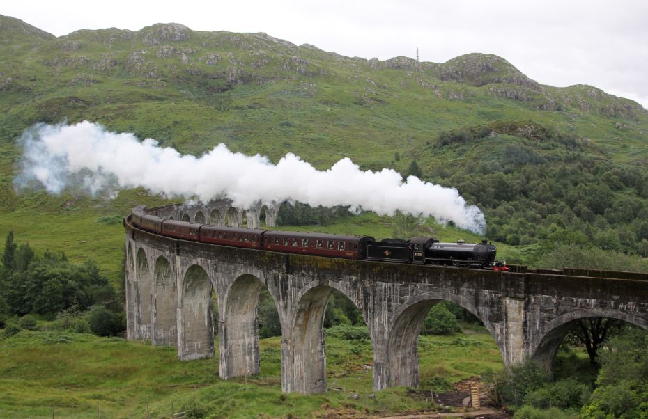 scenic train Scotland,best train rides in Scotland,scenic train journeys Scotland,scenic railway Scotland,scenic train rides in Scotland,best train journeys in Scotland,scenic railway journeys Scotland,railway trips in Scotland,most beautiful train rides in the world,most beautiful train trips